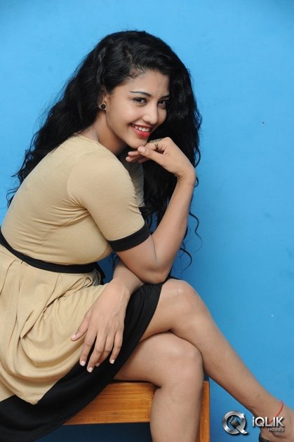 Daksha-Nagarkar-Interview-About-Hora-Hori